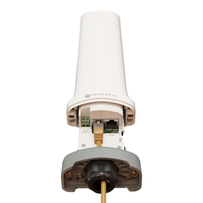 Product Router Mikrotik Cme Gateway Cme22-2N-Bg77 base image