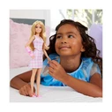 Mattel Barbie Fashionistas Κούκλα Με Ροζ Νάρθηκα Στο Χέρι Και Καρό Τοπ Και Φούστα Ξανθιά