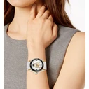 Gucci Γυναικείο Ρολόι 40mm Μπαταρίας με Λευκό Καουτσούκ Λουράκι YA136322