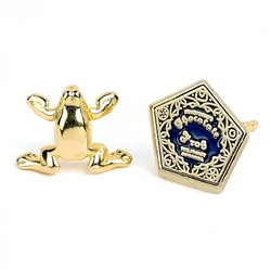 The Carat Shop Ltd Σκουλαρίκια με καρφάκι Harry Potter Chocolate Frog and Box