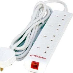 MicroConnect Πολύπριζο 4 Θέσεων με Προστασία Υπερτάσης και Καλώδιο 2m (Type G) - Λευκό