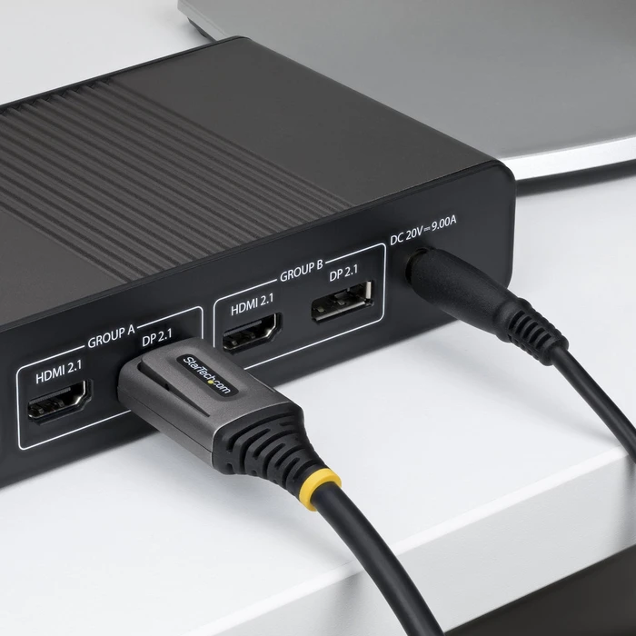 StarTech Καλώδιο DisplayPort 2.1 0,5 m Μαύρο (DP21V-50C-DP80-CABLE)