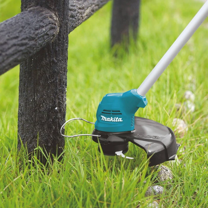 Makita Cordless Grass Trimmer UR100DSME 12V Solo (Body Only)