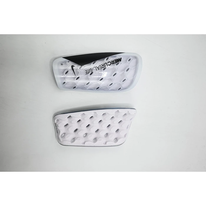Nike Mercucial Lite DN3611-100 Επικαλαμίδες Ποδοσφαίρου Ενηλίκων Λευκές - Μέγεθος L