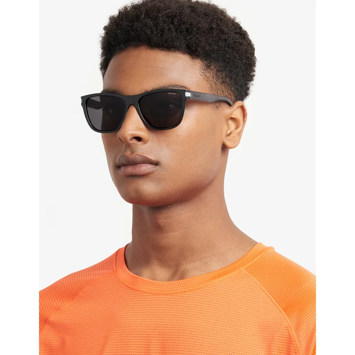 Polaroid Unisex Γυαλιά Ηλίου με Μαύρο Κοκκάλινο Σκελετό και Polarized Φακό PLD2138/S 0VK/5X