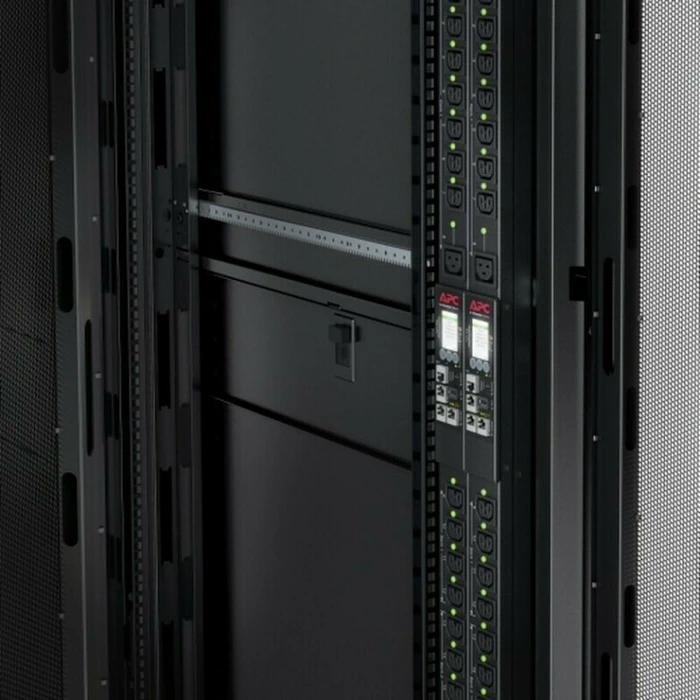 APC APDU9953 RACK PDU 9000 Switched, 32A 230V, θύρες C13/C19