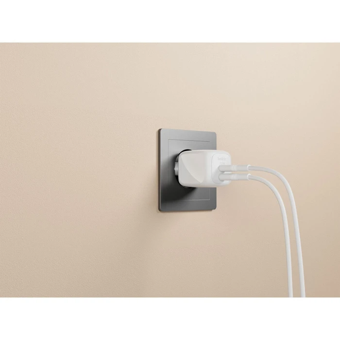 Καθολικός φορτιστής μπαταριών Belkin Dual USB-C GaN Wall Charger 50W PD + PPS λευκό