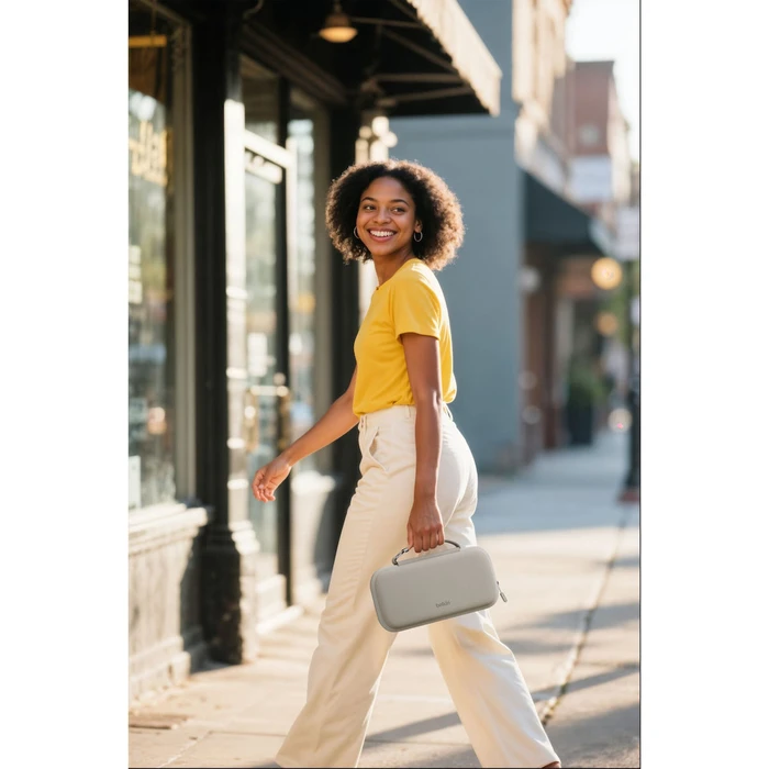 Αξεσουάρ για κονσόλες παιχνιδιών Belkin Θήκη μεταφοράς για Nintendo Switch 2 Sand με αποθήκευση για 12 game cards, κρυφή θήκη AirTag και ανθεκτικό φερμουάρ