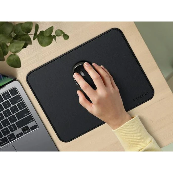 Satechi Vegan-Leather Premium Mouse Pad - Black (ST-LMPK)