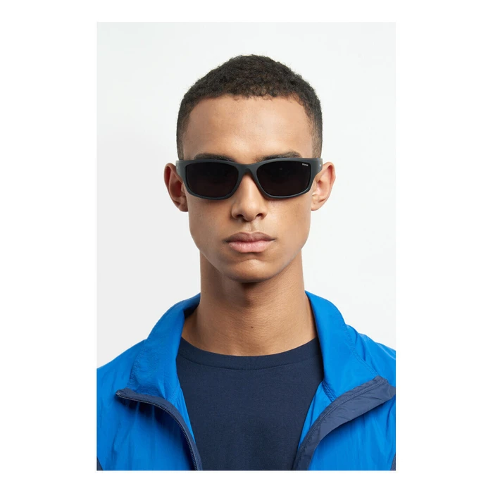 Polaroid Unisex Γυαλιά Ηλίου με Μαύρο Κοκκάλινο Σκελετό και Γκρι Polarized Φακό PLD2135/S D51M9