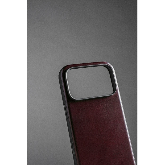 Nomad Modern Horween 360 Full Cover Δερμάτινο/Σιλικόνης με Λουράκι - Μαύρο (iPhone 17 Pro)