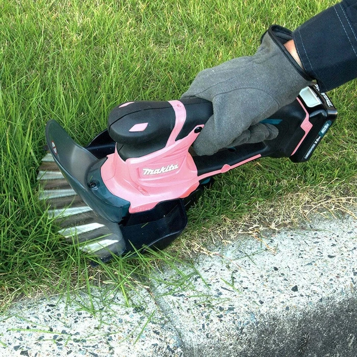Makita UM600DSAP Cordless Border/Grass Shear 10.8V, Blade 16 cm