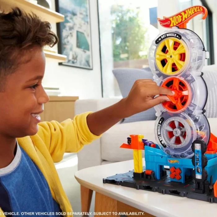Mattel Hot Wheels Παιχνίδι Σετ Πίστας Super Twist Tire Shop