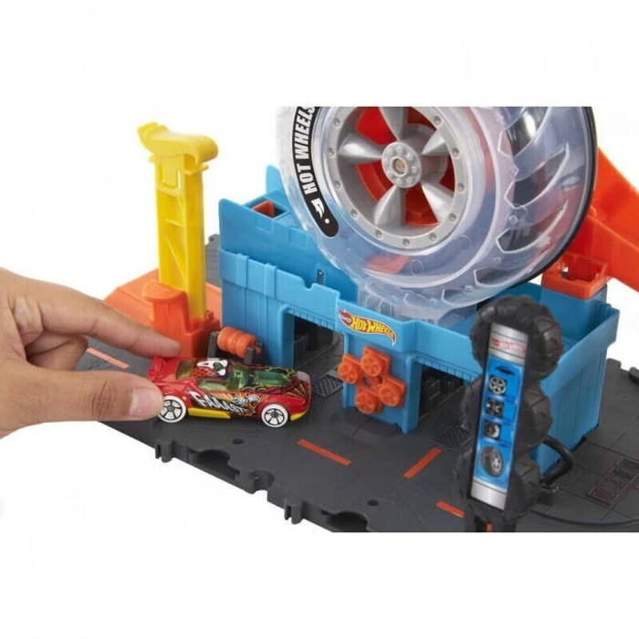 Mattel Hot Wheels Παιχνίδι Σετ Πίστας Super Twist Tire Shop
