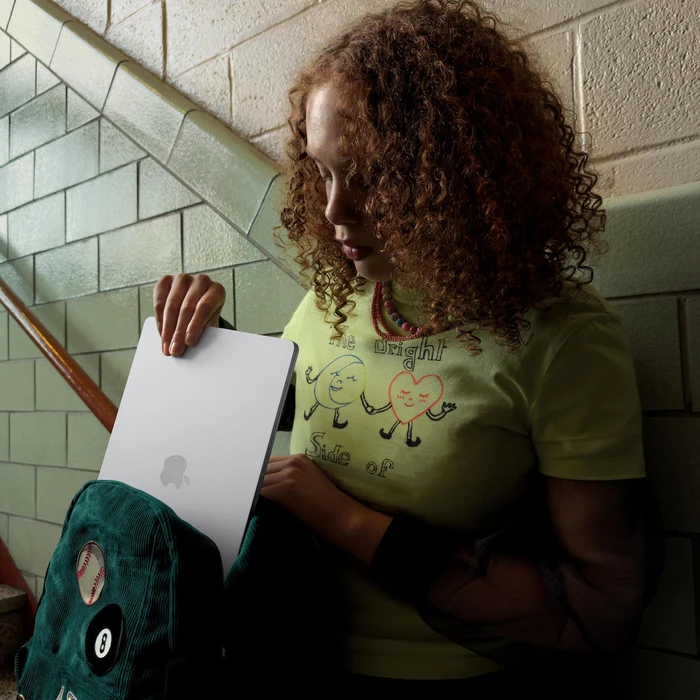 Apple Laptops MacBook Air M5 15.3 16GB 1TB Moonlight