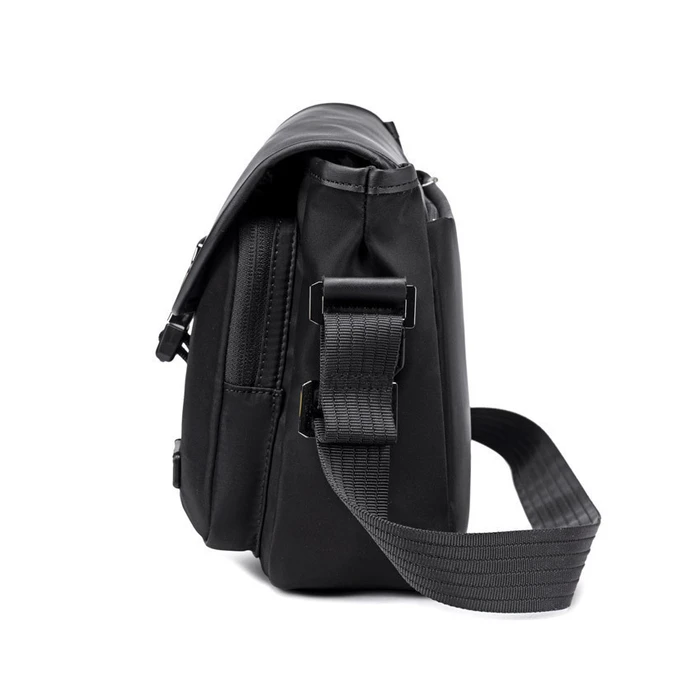 ARCTIC HUNTER τσάντα ώμου KB00827 μαύρη 6L