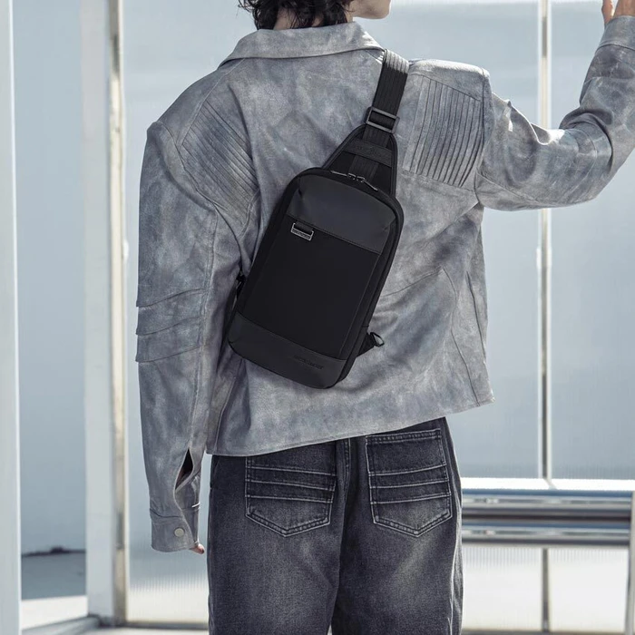 ARCTIC HUNTER Τσάντα Crossbody XB00829 3L Μαύρη