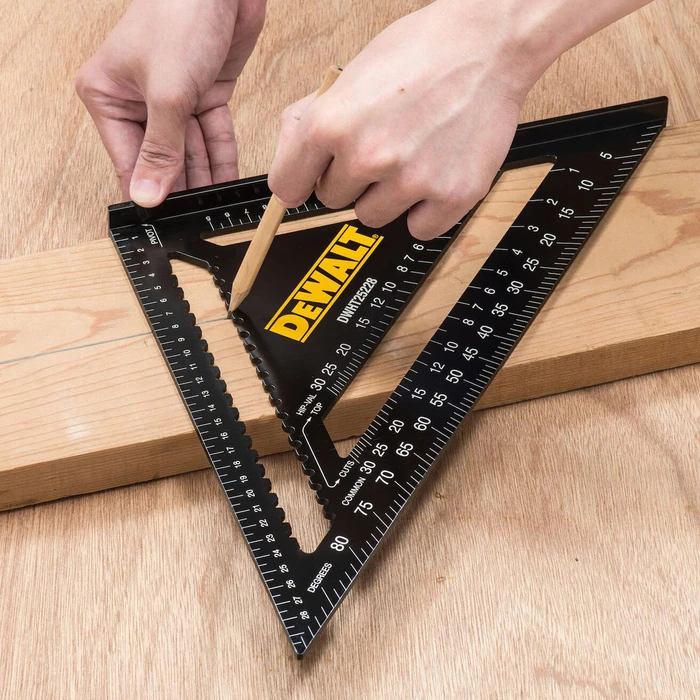 Dewalt Γωνιόμετρο Μαραγκών Αλουμινίου 18εκ. DWHT25227-0