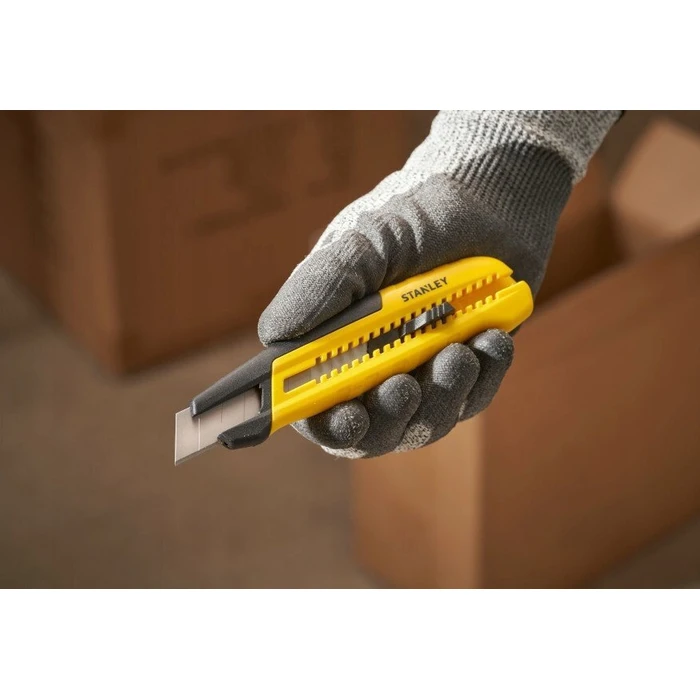 Stanley FatMax Folding Utility Knife with Plastic Body, 18 mm Blade
