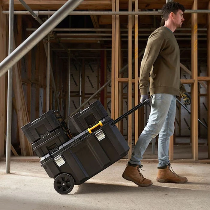 Stanley FatMax Wheeled Plastic Toolbox / Storage Chest for Tools FMST17870-1 (66.6 x 45.8 x 34 cm)