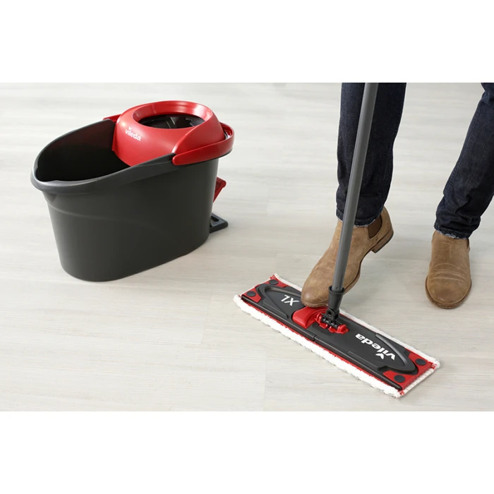 Σετ σφουγγαρίσματος Vileda Ultramax XL Turbo Komplett Box (μαύρο/κόκκινο)