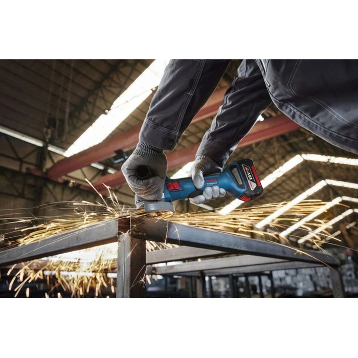 Bosch GWS 18V-8 Professional - Ασύρματος Γωνιακός Τροχός 18V (2x 5,0Ah, σε L‑BOXX)