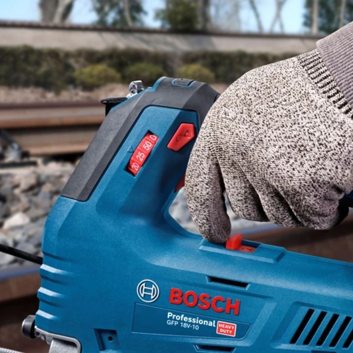 Bosch Επαναφορτιζόμενη Πιστόλα Γράσου GFP 18V-10 Professional solo (χωρίς μπαταρία και φορτιστή)