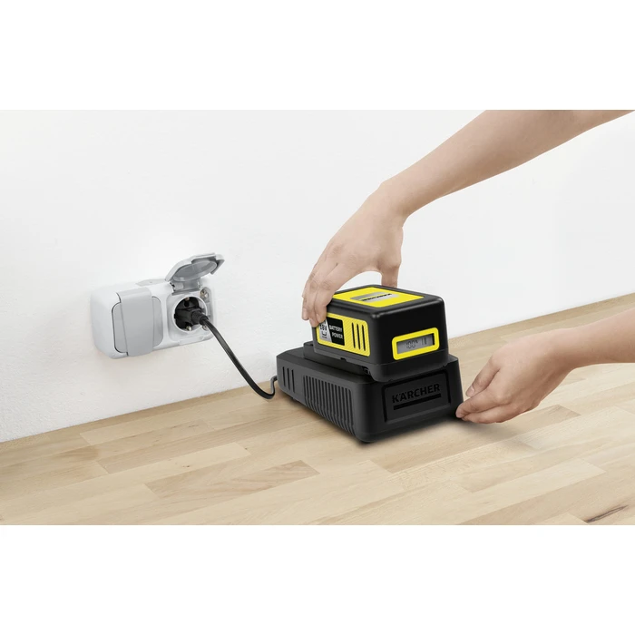 Karcher Σετ Μπαταρίας 5Ah 18V με Φορτιστή 2.445-063.0