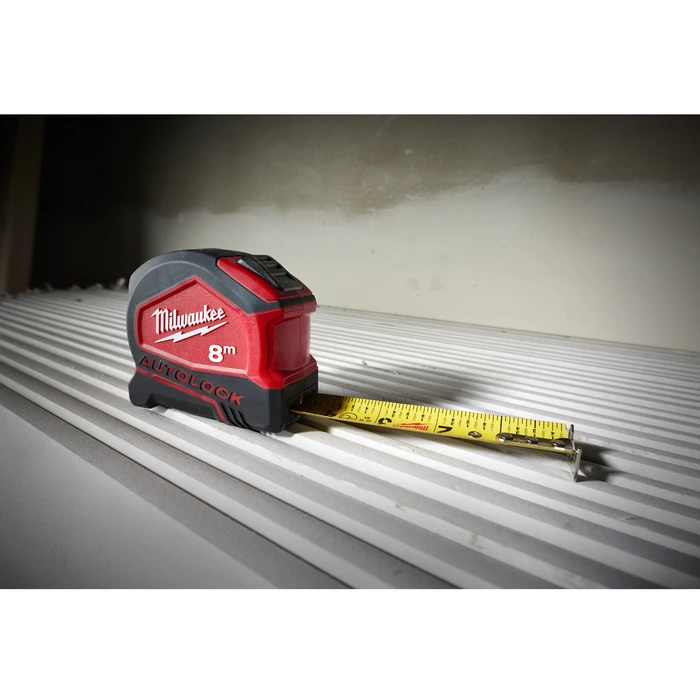 Milwaukee Autolock Tape Measure with Autolock 25mm x 8m (4932464664)