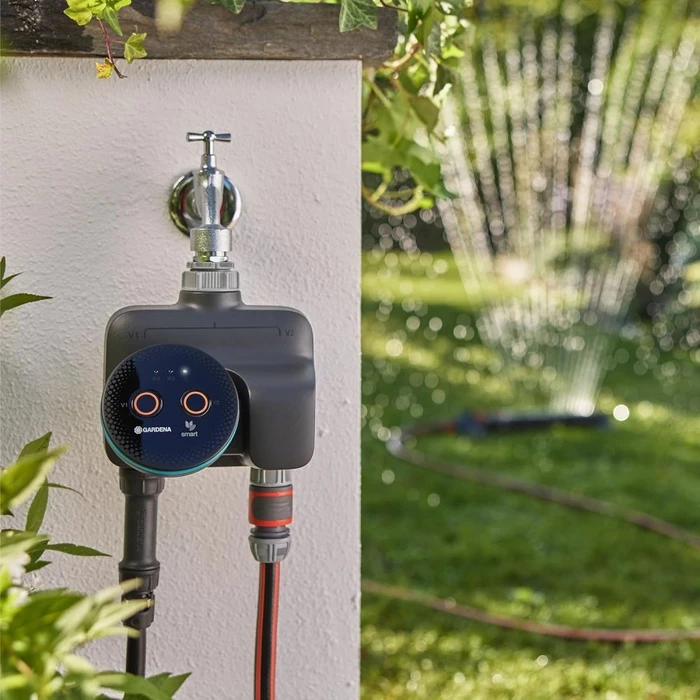 Gardena Smart Dual Water Control 19034-20 – Battery Faucet Irrigation Timer with Bluetooth