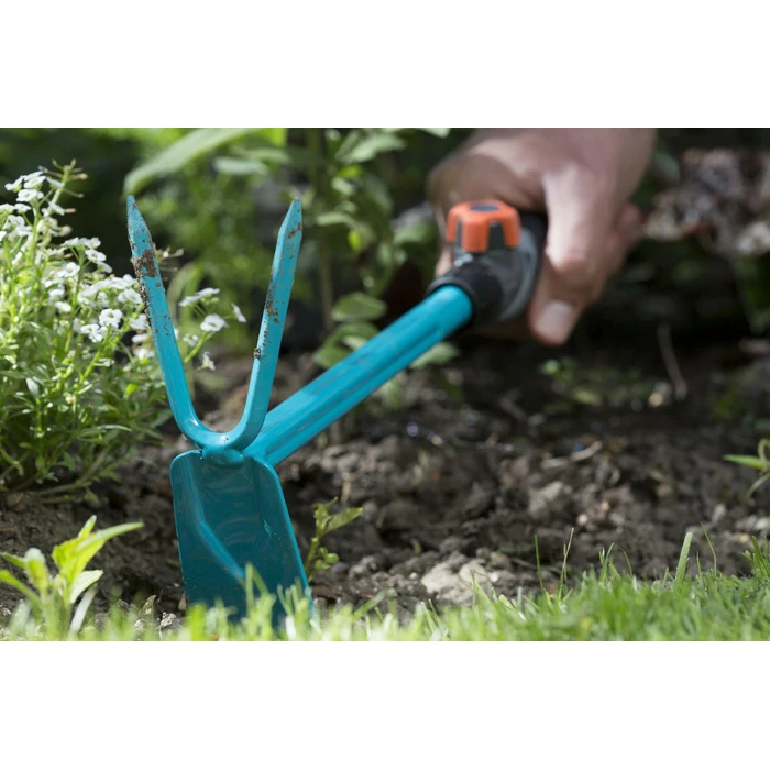 GARDENA combisystem μικρό σκαλιστήρι / χακί με ίσιο φύλλο, 2 δόντια (MPN 08913-20)