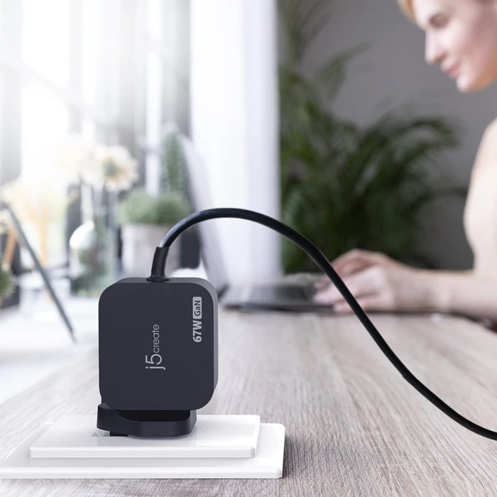 J5create USB-C Φορτιστής Laptop 67W για Apple / HP με Αποσπώμενο Καλώδιο Τροφοδοσίας (JUP1565DCF3A-FN)