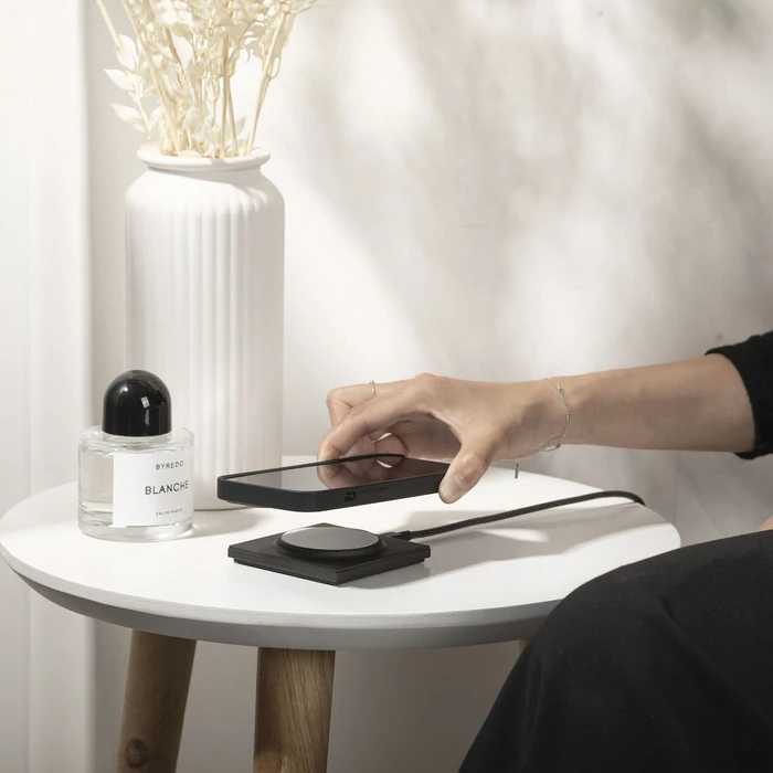 Native Union Ασύρματος Φορτιστής Qi Pad 15W Μαύρος Drop Magnetic