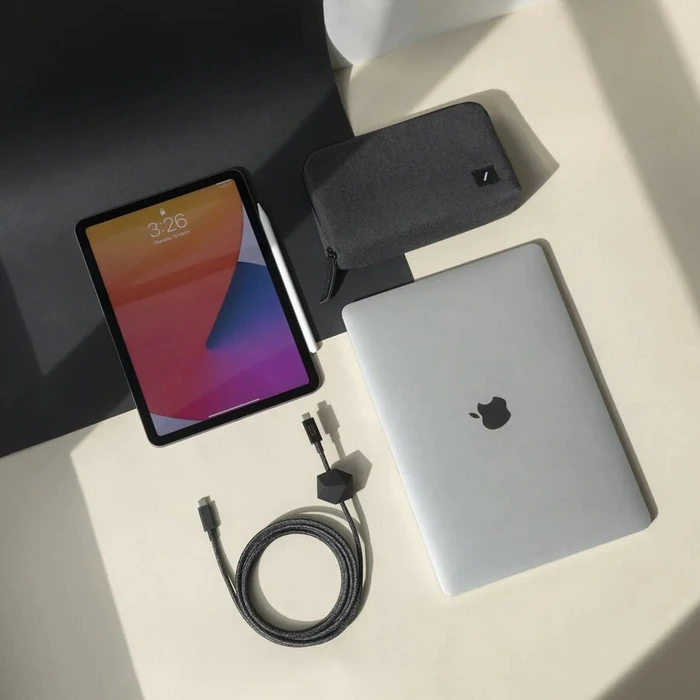 Native Union Καλώδιο USB-C σε USB-C 240W 1.8m Μαύρο