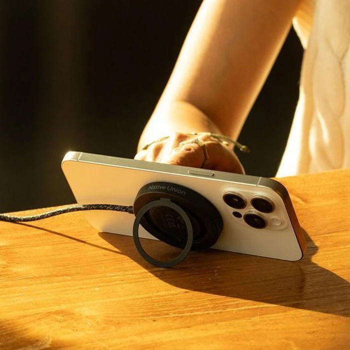 Native Union Ασύρματος Φορτιστής Qi2 15W Sandstone (SnapStand)