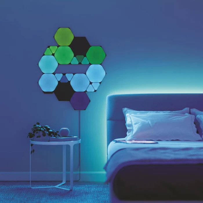 Nanoleaf Shapes Ultra Μαύρο Mini Τρίγωνο Expansion Pack - 10 Επιπλέον Mini Τριγωνικά LED Panel, Έξυπνο RGBW Wi‑Fi Φωτιστικό Τοίχου, Music Sync, Συμβατό με Alexa, Apple HomeKit, Google Assistant, IFTTT