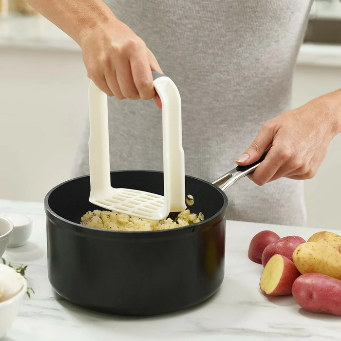 Πρέσα πατάτας Joseph Joseph Easy-Mash white