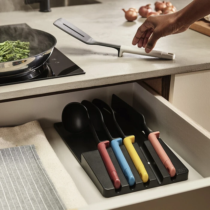 Σετ εργαλείων κουζίνας Joseph Joseph Elevate 5 τεμαχίων για συρτάρι