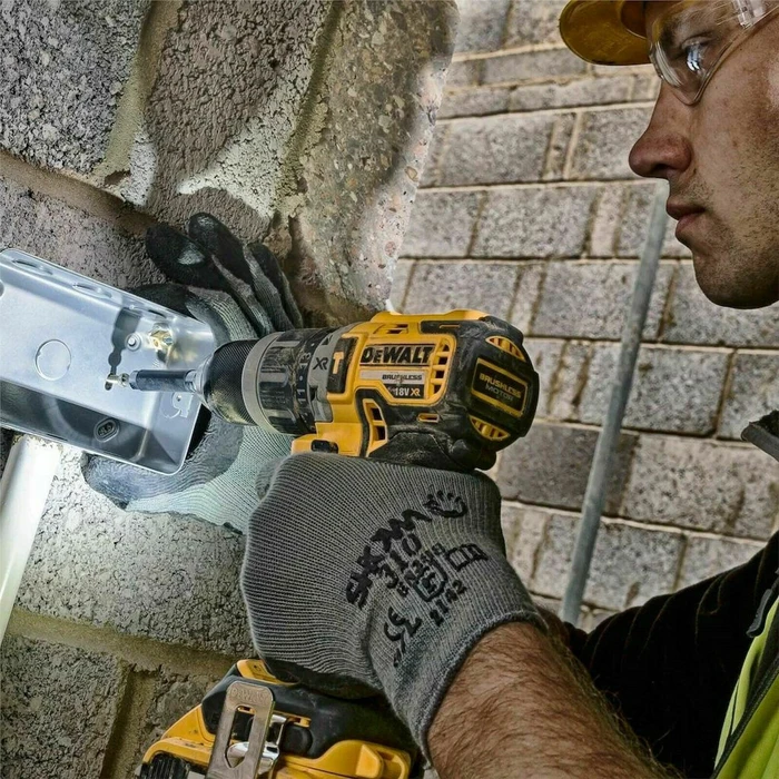 Ασύρματο κρουστικό δραπανοκατσάβιδο Dewalt DCD796D2-QW 18V XR Brushless