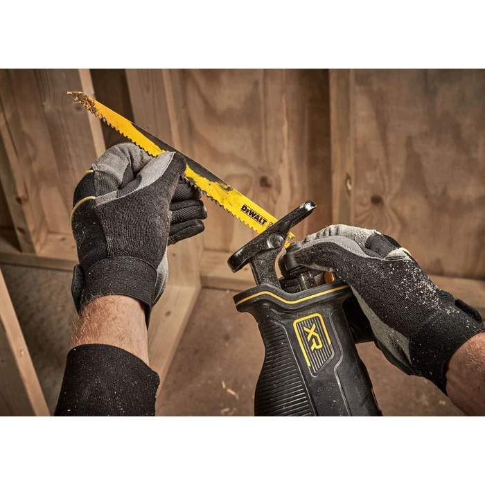 Dewalt Αλυσοπρίονα Dewalt DCS382N-XJ Cordless Saw