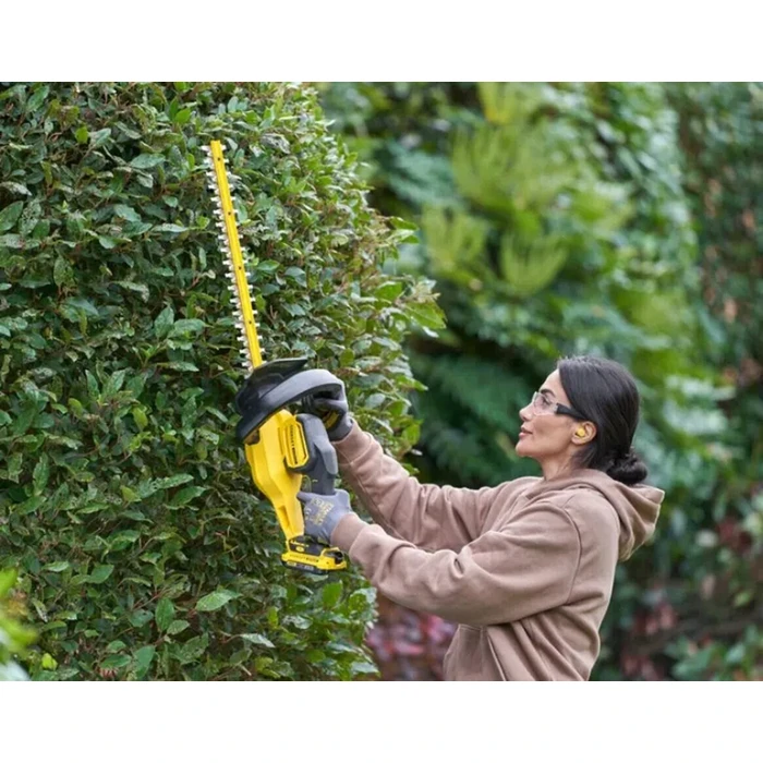 Stanley FATMAX V20 SFMCHT650B 18V Hedge Trimmer 50 cm Blade (Body Only / Solo)