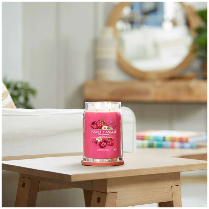 Yankee Candle Signature Red Raspberry - Large Scented Candle 567 g