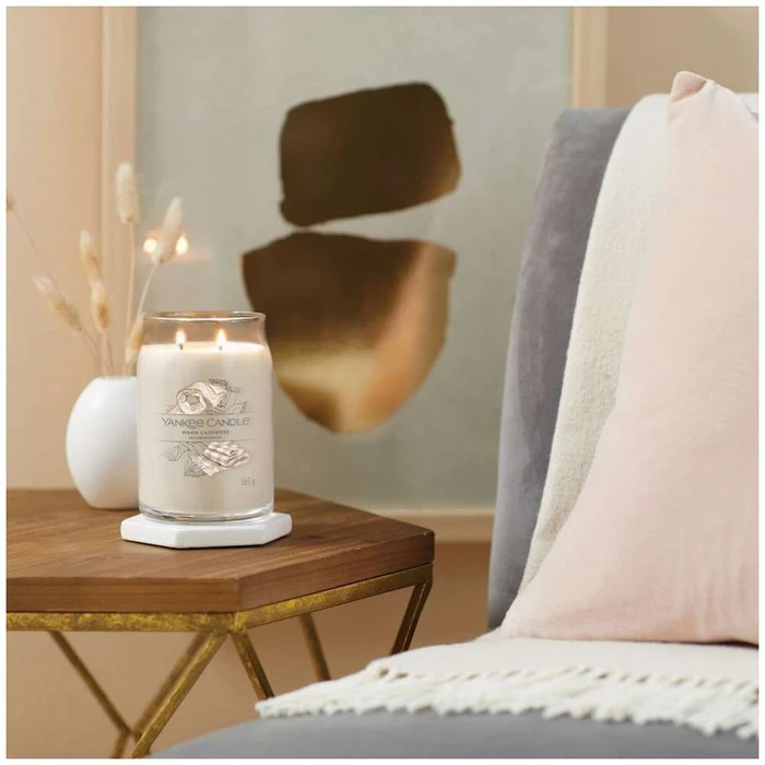 Yankee Candle Signature Warm Cashmere - Large Jar Candle 567 g