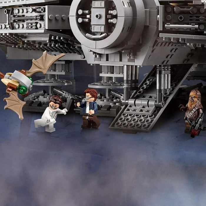 LEGO Star Wars Millennium Falcon - Ultimate Collector Series (75192)
