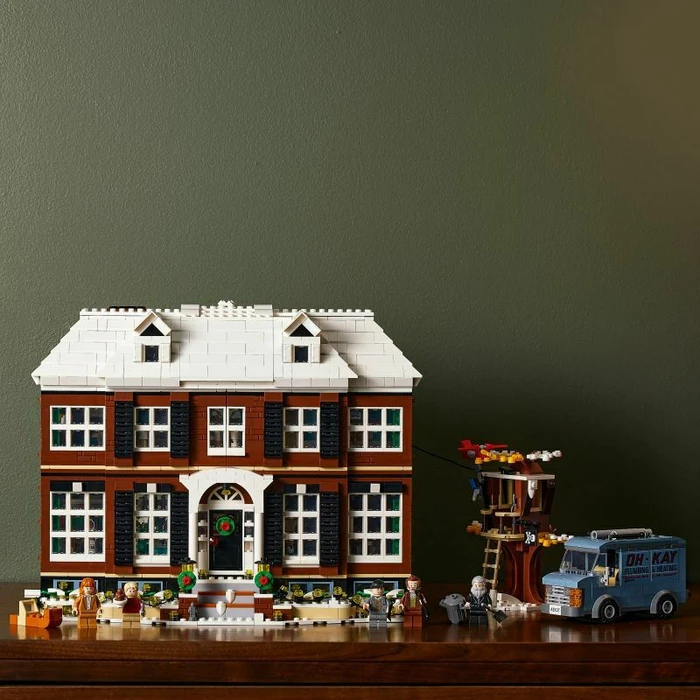 LEGO Ideas Home Alone McCallisters House Building Set
