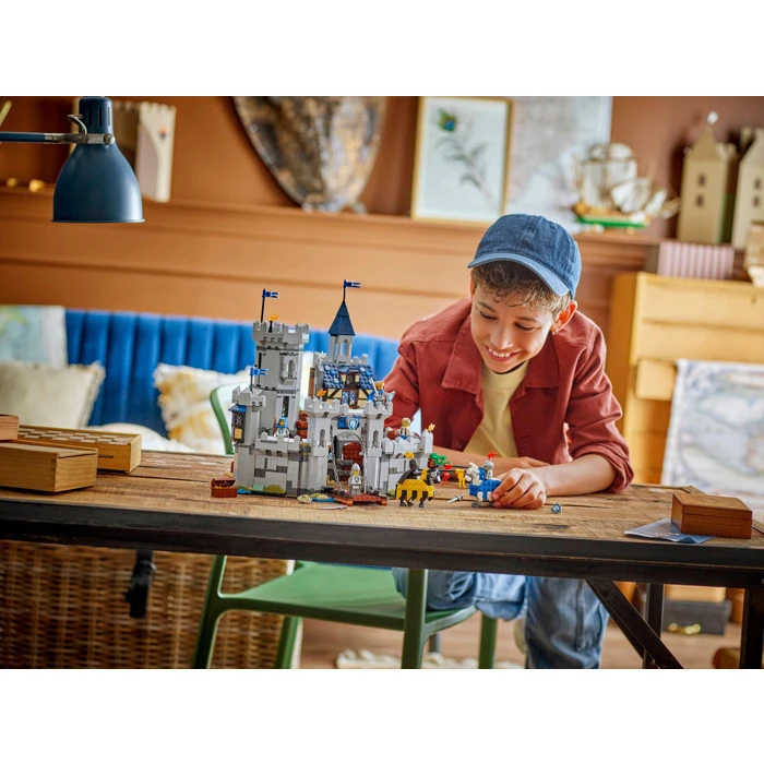 LEGO Creator 3-in-1 Medieval Knight's Castle 31168