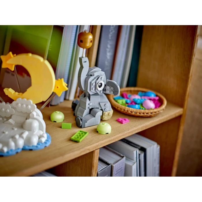 LEGO Seasonal Floating Baby Elephant (40814)