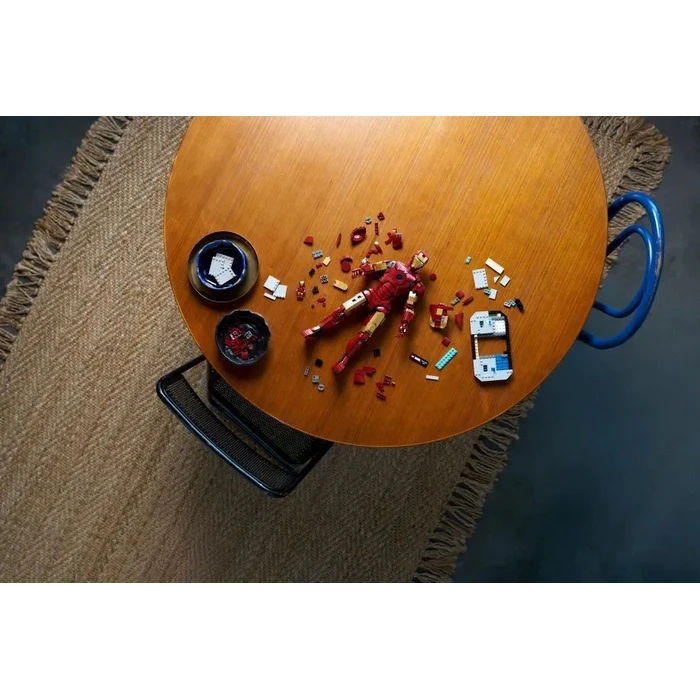 LEGO Marvel Super Heroes LEGO Iron Man Mark 3 Collectors' Edition