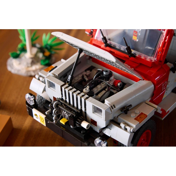 LEGO Jurassic World - Jurassic Park Jeep Wrangler (Set 77984) — 1924 pieces, Adults Welcome (18+)