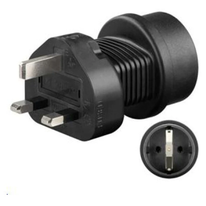 MicroConnect Travel Adapter Universal PETRAVEL1